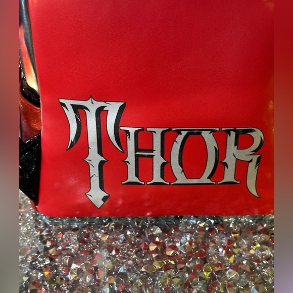 NWT - Marvel Loungefly Shine Thor Cosplay Mini Backpack. Retail $80.00 - Picture 4 of 8